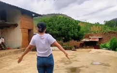 高雅妻子沦为性奴母狗